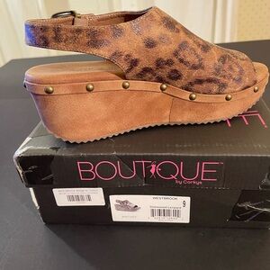 Corkys Brown Leopard Platform Sandals